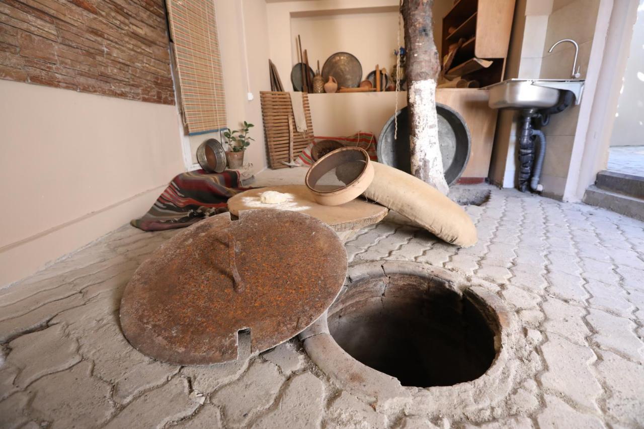Hotelise I Bells-Of-Ireland Apartment Γιερεβάν Εξωτερικό φωτογραφία